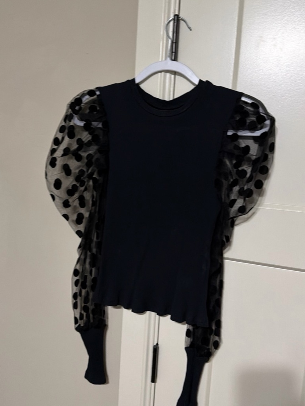 SHEIN Black Puff Sleeve Polka Dot Knit Top